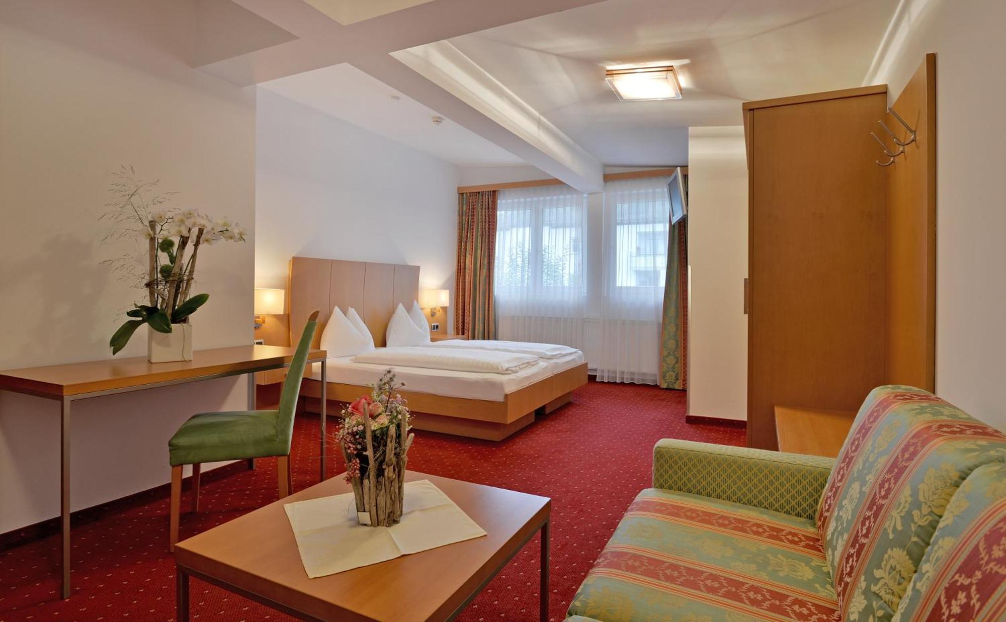 וורגל Hotel Tiroler Stuben חדר תמונה